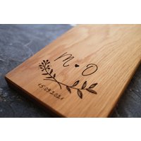 Personalisiertes Käsebrett, Verlobungsgeschenk, Hochzeitsgeschenk, Brautparty, Paar-Initialen, Brautjungfern Geschenke von WoodLuckEngraved