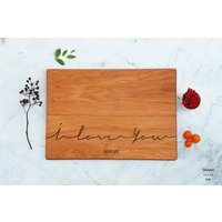 Personalisiertes Schneidebrett, Valentinstag Geschenk Für Sie Und Ihn, Verlobungs - Hochzeitsgeschenk Paare, Individuelle Freundin Freund von WoodLuckEngraved