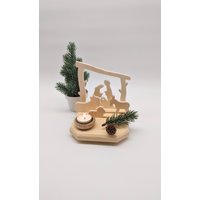 Krippenspiel Teelichthalter Aus Holz | Schlichte Weihnachtsdeko Steckbares Krippenmotiv Mit Teelicht Natürliche Tischdekoration von WoodNeedsYourStyle