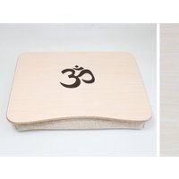 Om Inlay Holz Laptop Bett Tablett Frühstückstablett Om Inlay Holz Laptop Bett Tablett Frühstückstablett von WoodPower