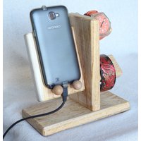 Telefon Ladestation, Handuhr Armbandständer Display, Obeche - Samba Holz von WoodYouCareToLook