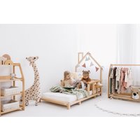 Montessori Bodenbett Mit Beinen Und Latten Für Kleinkinder, Bett Spielhaus, Kindermöbel Schlafzimmer, Plattformbettrahmen, Kinderzimmer von WoodandRoomUA