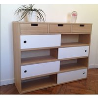 Konsole Mit 3 Schubladen Und 4 Regalen Weißen Schiebetüren Nach Maß Konsole Mit 3 Schubladen Und 4 Regalen Weißen Schiebetüren Nach Maß von Woodareyou