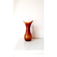 Rote Glasvase, Murano-stil, Handgemacht, Hergestellt in Jugoslawien, Prokuplje, Space Age, Vintage Vase, Retro Glaskunst, Mcm Vase von Woodastal