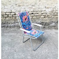 Vintage Aluminium Klappstuhl, Retro Strandstuhl, Terrassenstuhl, Campingmöbel, Blumenmuster, Hergestellt in Jugoslawien 80Er Jahre von Woodastal