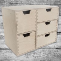Hölzerne Mini Kommode Mit 5 Schubladen Desktop Organizer | Schrank Kabinett Einheit Schmuckbox Schlichtes Rohstück Aus Unlackiertem Birkenholz von Woodeedoo