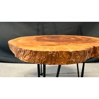 Gespaltener Kirsch Tisch - Cookie Slab Baumscheibe 54 X 50 cm Swiss Made von WoodenSoulCH