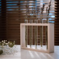 Reagenzglas Blumenständer in Weiß von WoodjoyCollection