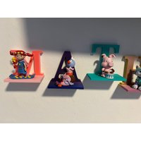 Tonie Figuren Halter Buchstaben Name Kinder Aufhänger Ständer Geschenk Deko Wand Kinderzimmer Bunt von Woodwork4Kids
