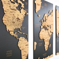Weltkarte Wandkunst Pinnwandkarte, Korktafel Holz Reisekarte Wanddekoration, Holzwandkarte 5. Jahrestag Geschenk, 3 Panel von WoodyWoodUA