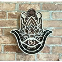 Multilayer Hamsa, Hand Von Miriam, Fatima, Mandala-Wandbehang Aus Holz von WoodyWooodStudio