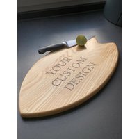 Personalisierbare Servierbretter/Schneidebretter in Surfbrett Form/Wunsch Gravur Auf Dem Surfboard, Holzbrett, Surfer Brett, Dekor von Woodybalance