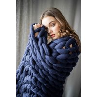 Grobstrick Decke Aus Weicher Bio Merino Wolle, Decke, Strickdecke, Geschenk Zum Muttertag von WoolArtDesign