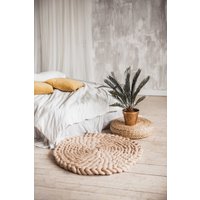 Handgestrickter Teppich, Handgeknüpfter Kreis Akzent Schlafzimmer Wohnzimmer Teppich von WoolArtDesign