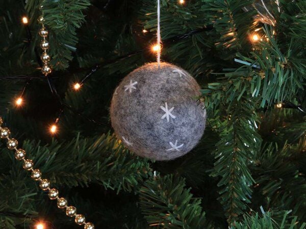 WoolFit Filzkugeln mit Sternen WoolFit Filzkugeln mit Sternen von WoolFit