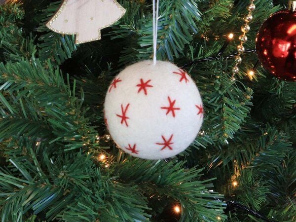 WoolFit Filzkugeln mit Sternen WoolFit Filzkugeln mit Sternen von WoolFit