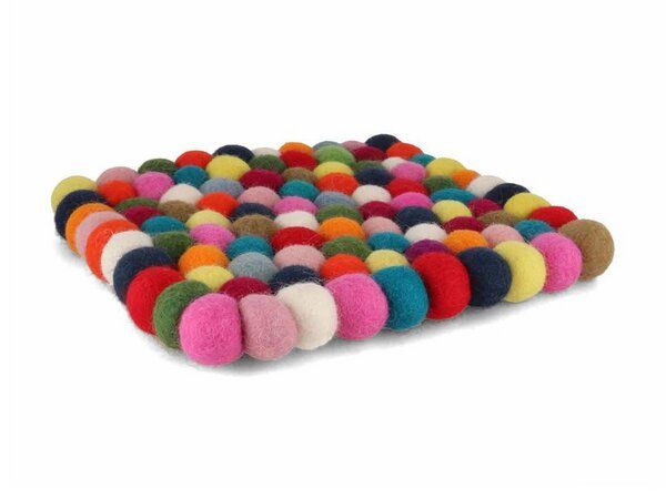 WoolFit handgefilzte Untersetzer für Getränke aus Filzkugeln von WoolFit