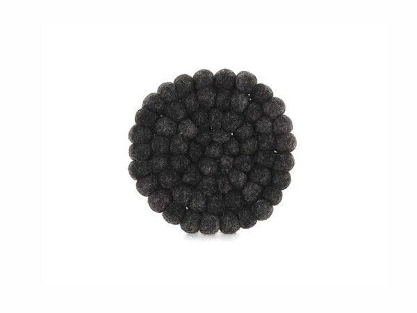 WoolFit handgefilzte Untersetzer für Getränke aus Filzkugeln WoolFit handgefilzte Untersetzer für Getränke aus Filzkugeln von WoolFit