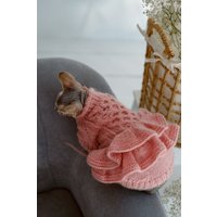 Rosa Mädchen Katzenkleid Sphynx Katzenkleidung Handgestricktes Lagenkleid Für Haarlose Katze Rosa Mädchen Katzenkleid Sphynx Katzenkleidung Handgestricktes Lagenkleid Für Haarlose Katze von WoolenWoolShop