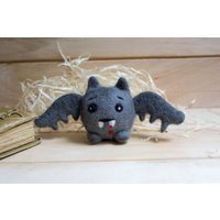 Fledermaus Dekor, Dekoration, Halloween Wandbehang, Geschenk von WoollyFoxUA