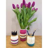 Häkeldose Kuschelig/Jacke. Tulpe Jacken/Gläser Cosies, Teelichthalter, Vase von WoolyFlamingo