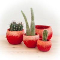 Kleine Pflanztöpfe 4 Größen, Indoor Mini-Pflanzer Aus Gefilzter Wolle Mit Wasserdichter Basis, Modernes Pflanzgefäß-Geschenk Kleine Pflanztöpfe 4 Größen, Indoor Mini-Pflanzer Aus Gefilzter Wolle Mit Wasserdichter Basis, Modernes Pflanzgefäß-Geschenk von Wooppers