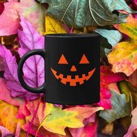 Kürbis Jack O Windlicht Halloween 11 Oz. Schwarze Tasse von WordSmithyGifts