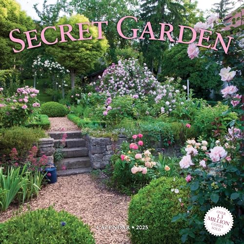Secret Garden Wall Calendar 2025 von Workman Publishing