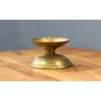 Vintage Bronze Pricket Kerzenständer, Massiver Messing Brutalist Kerzenhalter, Kurze Messingkerzensäule, Kerzenhalter Für Große Kerze von WorldsArtWork