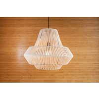 Handgemachter Makramee Kronleuchter, Boho Bauernhaus Leuchte von WovenLightsShop