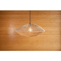 Handgefertigte Makramee Pendelleuchte, Rustikaler Boho Lampenschirm Handgefertigte Makramee Pendelleuchte, Rustikaler Boho Lampenschirm von WovenLightsShop