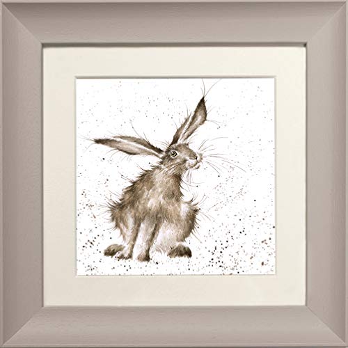 Wrendale Designs Hasenaufzucht Hare Gerahmtes Bild in verschiedenen Rahmenfarben (Taupe) von Wrendale Designs