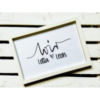 Bilderrahmen Personalisiert Wir Mit Namen - Vinylaufkleber Auf Glas 20x30 cm Groß Farbe Der Schrift Frei Wählbar Geschenk Hochzeit von WritePlaceDE