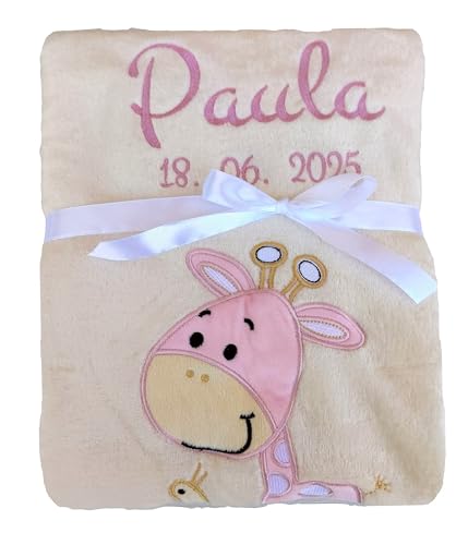 Wuff-Dogsworld Babydecke mit Namen und Geburtsdatum Bestickt, personalisierte Kuscheldecke, viele Motive & Farben, Geschenk zur Geburt für Mädchen & Jungen (beige Giraffe rosa) von Wuff-Dogsworld