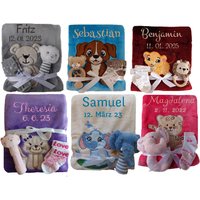 Babydecke Mit Namen Bestickt + Zugabe Rassel Greifling Socken Geschenk Baby Taufe Geburt Mädchen Junge Personalisiert Babygeschenk Blanket Babydecke Mit Namen Bestickt + Zugabe Rassel Greifling Socken Geschenk Baby Taufe Geburt Mädchen Junge Personalisiert Babygeschenk Blanket von WuffDogsworld