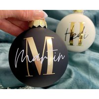 Personalisierte Weihnachtskugeln Initialen & Name/Große Christbaumkugel Aus Glas 8 cm Personalisierte Weihnachtskugeln Initialen & Name/Große Christbaumkugel Aus Glas 8 cm von WunderlichWohnen