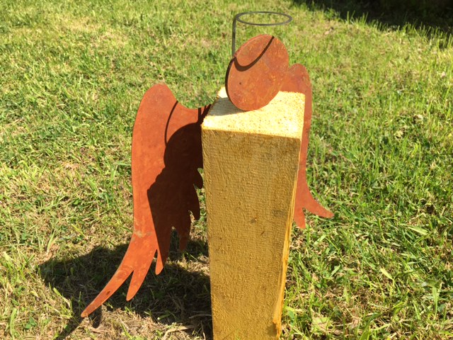 Engel in rostiger Ausführung Engel in rostiger Ausführung von Wupperkotten