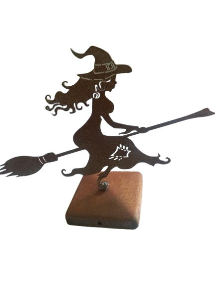 Hexe "Mara" mit Zierkappe Hexe "Mara" mit Zierkappe von Wupperkotten