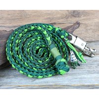 Personalisierter Pferde-Führstrick, Anbindestrick Für Pferde, 1, 80/2, 0 Meter, Grüntöne, Mit Panikhaken Oder Bolzen-Karabiner von WyldfangArtsAndCraft