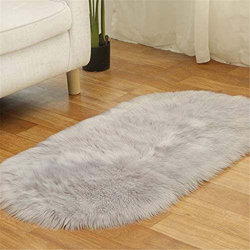 XDKS Shaggy Kunstfell Schaffell Teppich Oval Super Weich Plüsch Flauschig Faux Schaffell Bereich Teppich, Waschbar Sofa Boden Teppiche Boden Teppich für Wohnzimmer Schlafzimmer (Oval 50×120cm, Grau) von XDKS