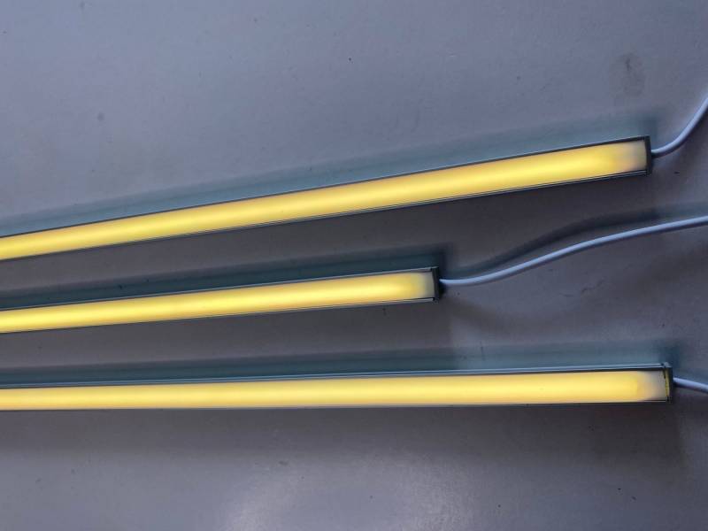 XENON LED Dekolicht 4698 LED RGB Leuchte Kunststoff-Weiß 3 x 125cm 4-Zonen Fernbedienung, Xenon / Mehrfarbig RGB von XENON