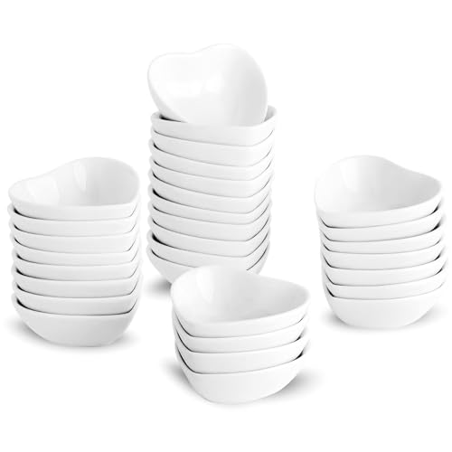 XINLTC Herzförmiges Keramik Dip Schüsseln Set von 30, 1 Oz Saucenschalen, Sojasauce Gerichte, Mini Schüsseln für Charcuterie Board Sushi, BBQ, Gewürze, Vorspeisen, Fingerfood Gewürzschalen von XINLTC