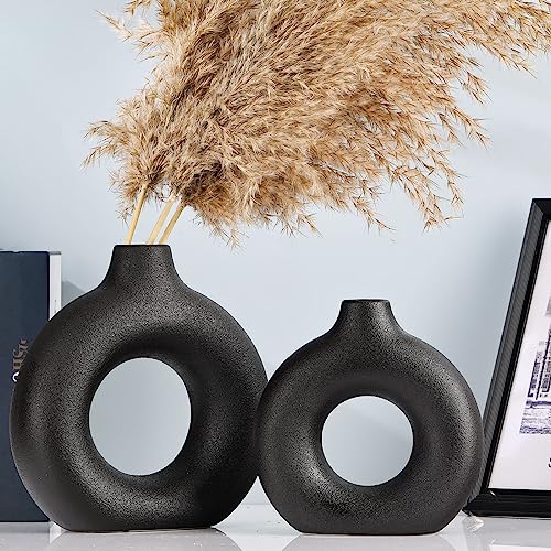 Schwarzer Donut Keramik Vase Satz von 2 für Moderne Home Decor,Schwarze Vase Für Pampasgras Blumen,Runde Matte Vasen für Pampasgras,Neutral Boho Nordic Minimalismus Stil Blumenvasen,Tisch,Bücherregal von XMGZQ