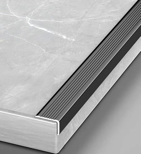 Rutschfeste Treppenkantenleisten aus Aluminiumlegierung – wasserdichter Sicherheits-Trittflächenschutz for alle Oberflächen (1 Stück)(Black,L 130cm) von XUPBEHJO