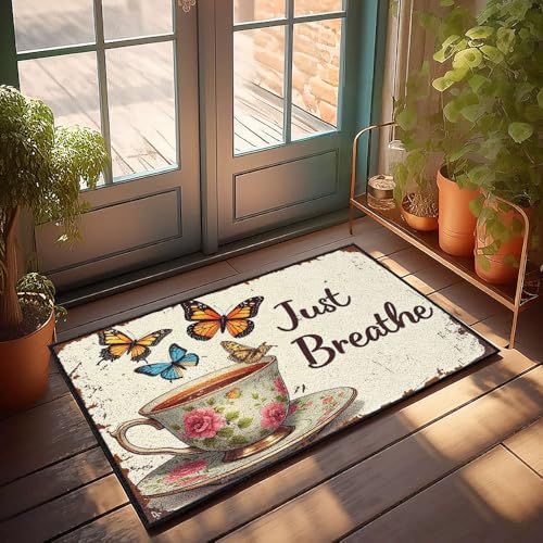 XYBH Retro-Teppich mit Blumenmuster, Teetasse mit Schmetterlingen und Text "Just Breathe", 50 x 80 cm von XYBH