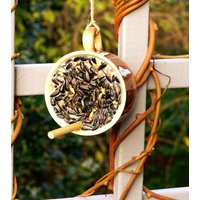 Futterplatz Futtertasse Vogelfutter Winterfütterung Futterstelle Vogelhaus Futterplatz Futtertasse Vogelfutter Winterfütterung Futterstelle Vogelhaus von XaversFactory