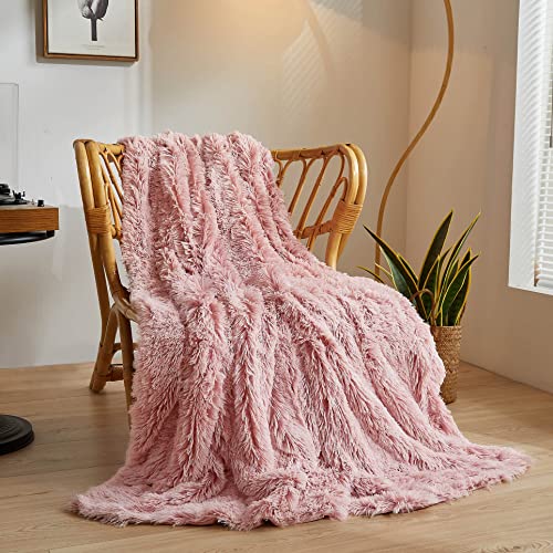 XeGe Luxuriöse Flauschige Decke Sofa Kuscheldecke, Warme Winter Weich Sofadecke, Hochwertige Kunstpelz Decke, Zotteliger Couchdecke, 127x152 cm Plüsch Pelziger Wohndecke für Couch, Ombre Pink von XeGe