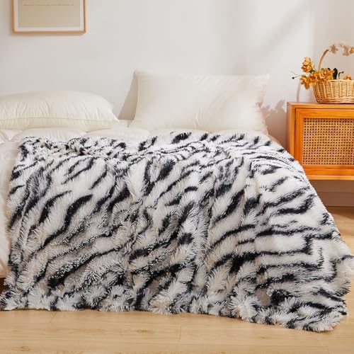 XeGe Luxus Kunstfell-Decke, Weiche Zebramuster Flauschige Bettdecke, Schilfartiger Plüsch Deko-Decke für Landhaus, Süße Flauschige Decke für Schlafzimmer Wohnzimmer, Zebramuster Schwarz, 152x228 cm von XeGe