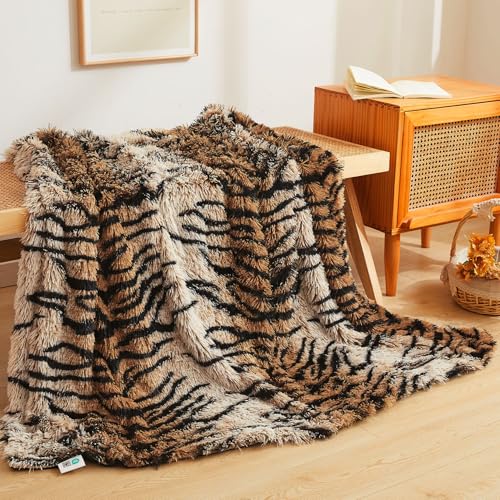 XeGe Luxus Kunstfell-Tigermuster-Decke, Weiche 127x152 cm Tigermuster Flauschige Decke, Schilfartiger Plüsch Deko-Decke für Landhaussofa, Süße Flauschige Decke für Sofa Bett, Tigermuster Braun von XeGe