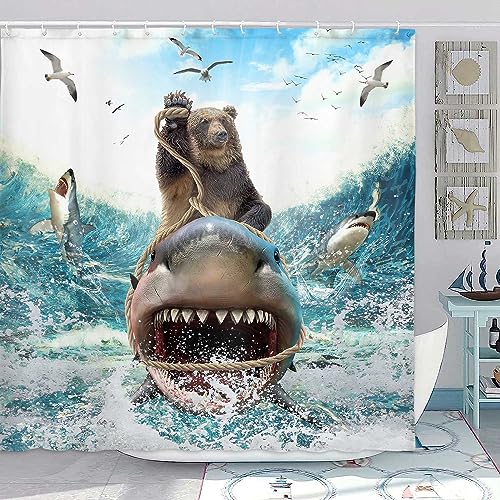 Xguatan Lustiger Bären-Duschvorhang, Cooler Bär, reitender Hai auf blauem Ozean, Duschvorhang-Set, Bauernhaus, Marineblau, Strand-Duschvorhang-Set für Kinder mit 12 Haken, 178 x 178 cm, wasserdichtes Xguatan Lustiger Bären-Duschvorhang, Cooler Bär, reitender Hai auf blauem Ozean, Duschvorhang-Set, Bauernhaus, Marineblau, Strand-Duschvorhang-Set für Kinder mit 12 Haken, 178 x 178 cm, wasserdichtes von Xguatan